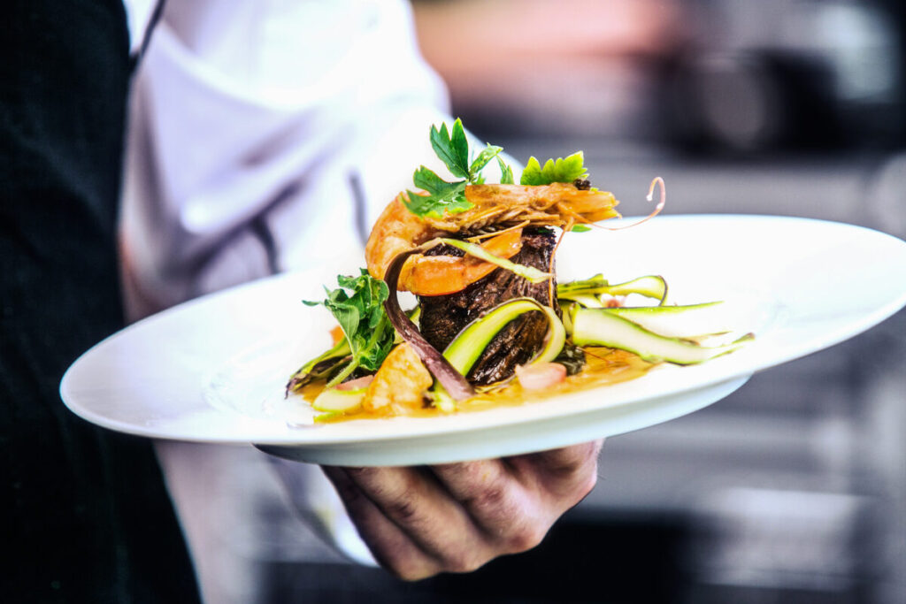 A Food Lover’s Guide to Leavenworth: Discovering Omaha’s Tastiest Hidden Gems and Local Favorites